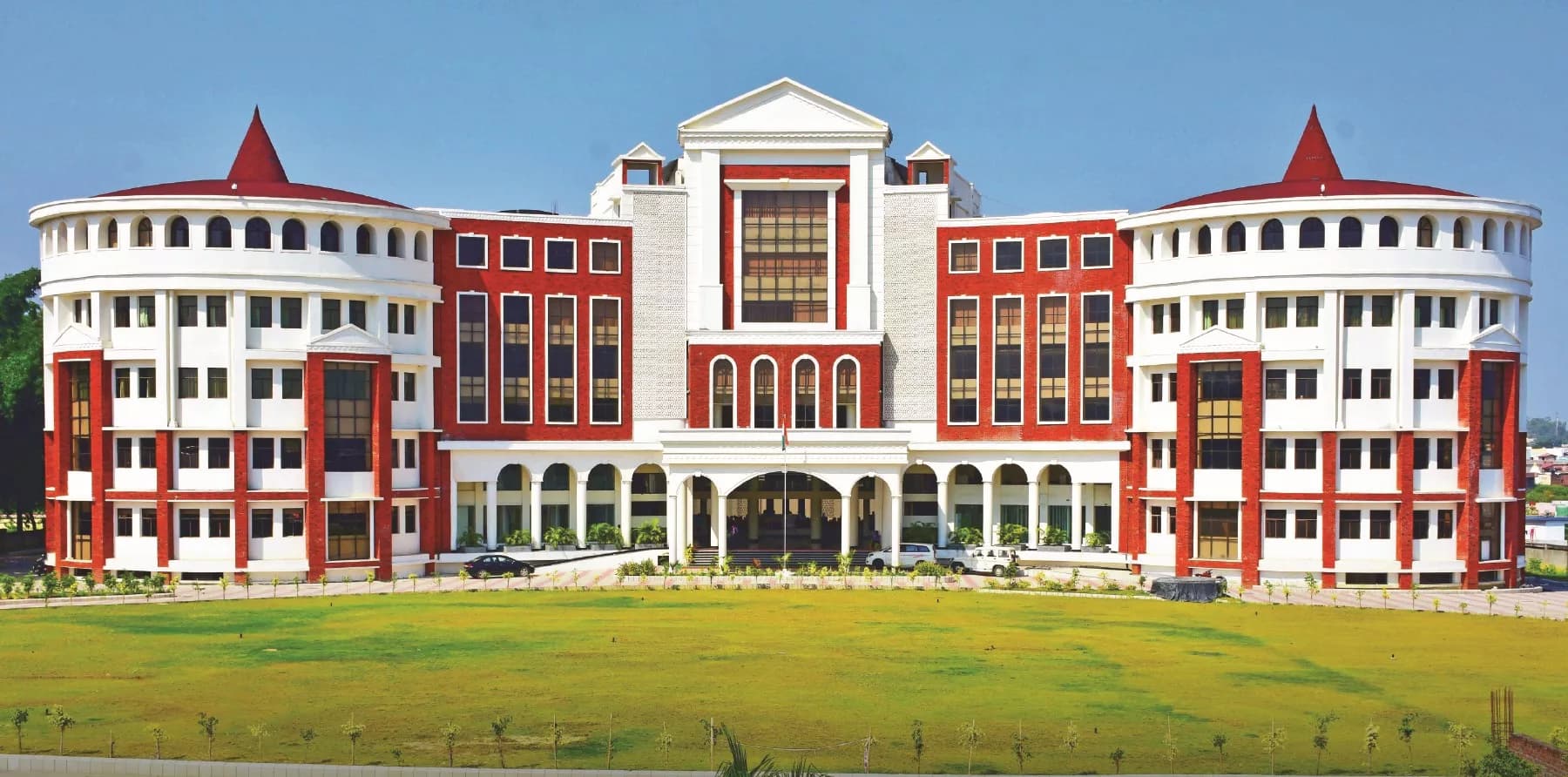 Graphic Era University campus, Dehradun